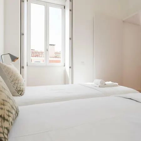 Chiado Cozy Apartments - By Lu Holidays Lisbon Exterior photo