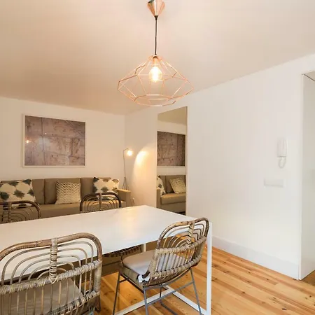 Chiado Cozy Apartments - By Lu Holidays Lisbon Exterior photo