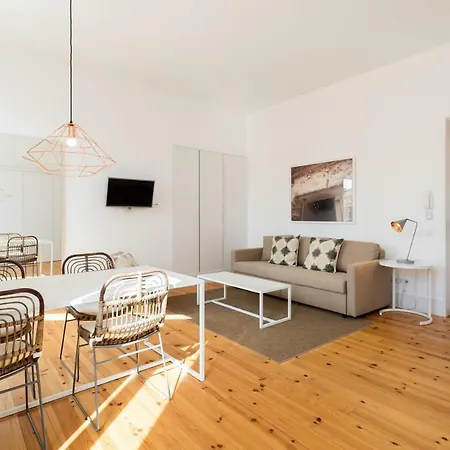 Chiado Cozy Apartments - By Lu Holidays Lisbon Exterior photo