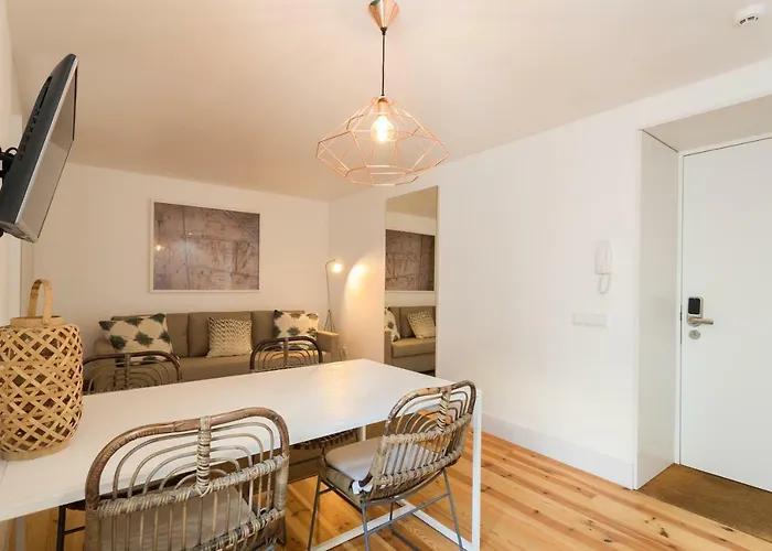 Chiado Cozy Apartments - By Lu Holidays